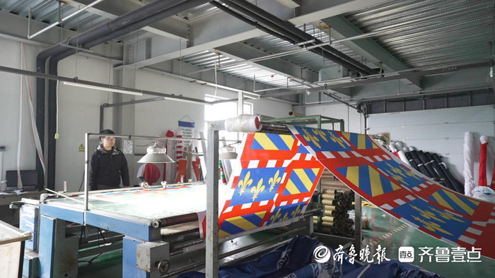 JND28-果然财经丨世界杯的旗子，被青岛这个小镇承包了|青岛市|肖常爱|德隆·威廉姆斯|青岛万德隆|美加墨世界杯_新浪新闻