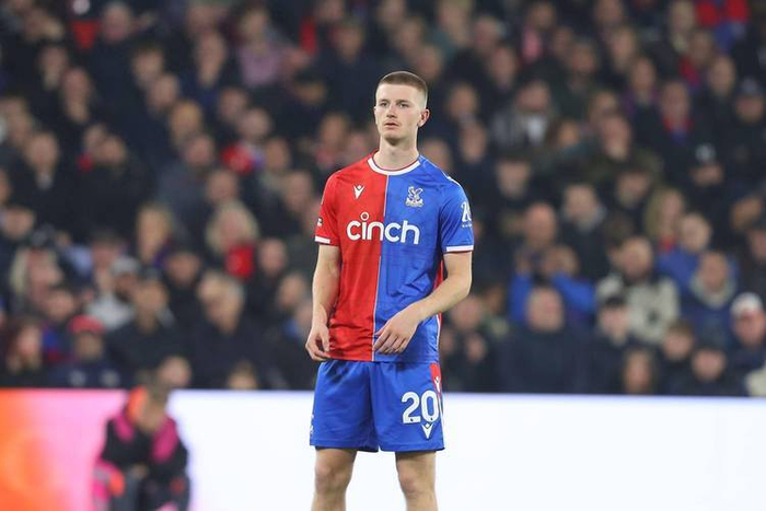 结果查询-7000万英镑！曼联抢水晶宫中场新星，利物浦切尔西加入争夺|沃顿|斯科特-沃顿|卡塞米罗|梅努|球员_新浪体育_新浪新闻